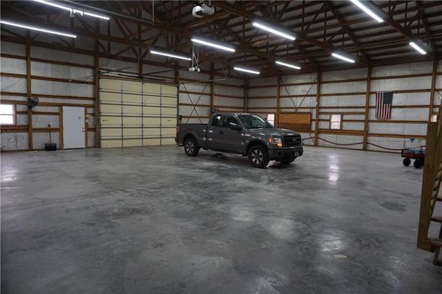 585 NW 500 Road, Clinton, MO 64735