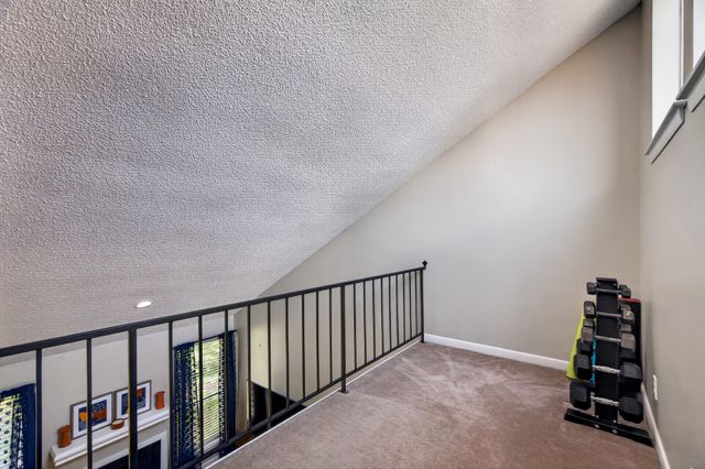 946 Old Fountain Ct, Hermitage, TN 37076