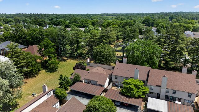 946 Old Fountain Ct, Hermitage, TN 37076