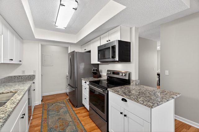 946 Old Fountain Ct, Hermitage, TN 37076