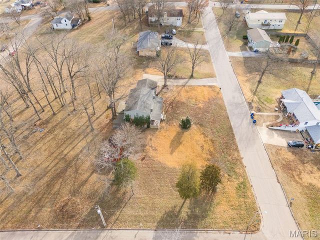 1621 N 6th Street, De Soto, MO 63020