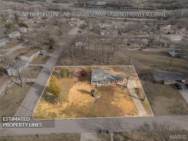 1621 N 6th Street, De Soto, MO 63020