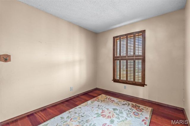 1621 N 6th Street, De Soto, MO 63020