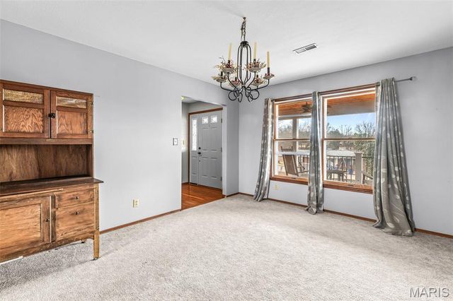 1621 N 6th Street, De Soto, MO 63020