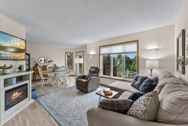 2001 Stonepine Avenue, Hudson, WI 54016