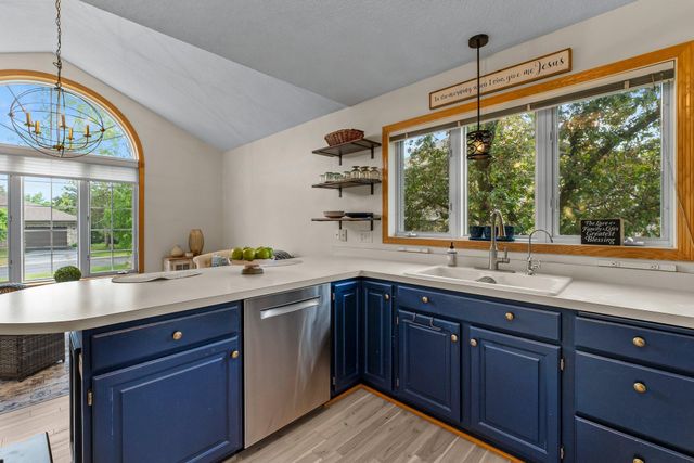 2001 Stonepine Avenue, Hudson, WI 54016