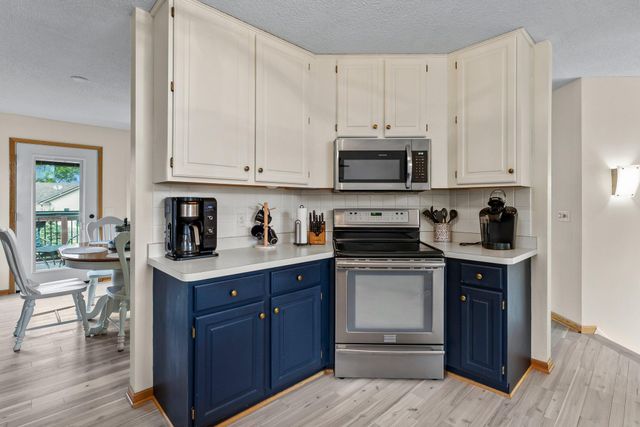 2001 Stonepine Avenue, Hudson, WI 54016