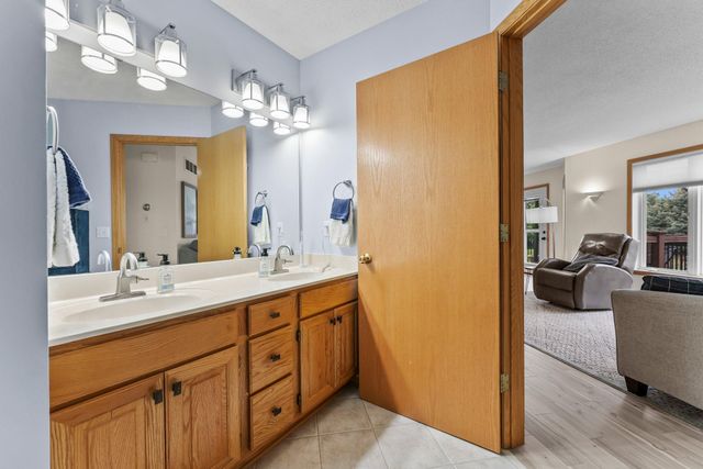 2001 Stonepine Avenue, Hudson, WI 54016