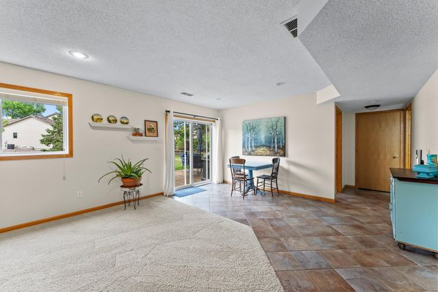 2001 Stonepine Avenue, Hudson, WI 54016