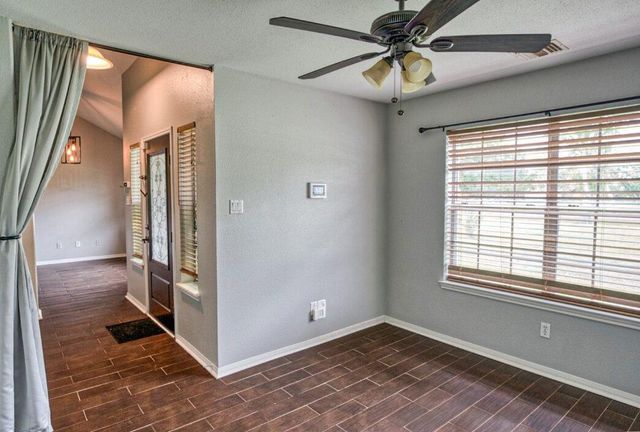 308 County Road 893b, Angleton, TX 77515