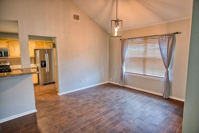 308 County Road 893b, Angleton, TX 77515