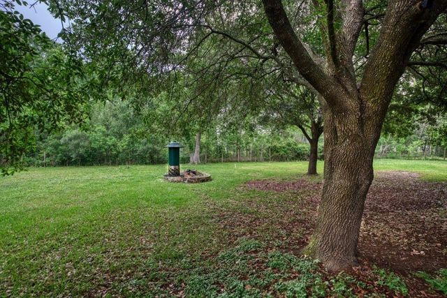 308 County Road 893b, Angleton, TX 77515