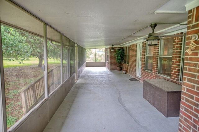 308 County Road 893b, Angleton, TX 77515