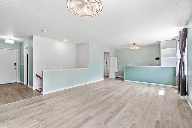 1280 Creekside Place, Reynoldsburg, OH 43068