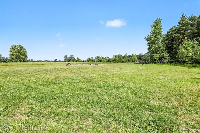 4560 Lapeer Road, Kimball, MI 48074