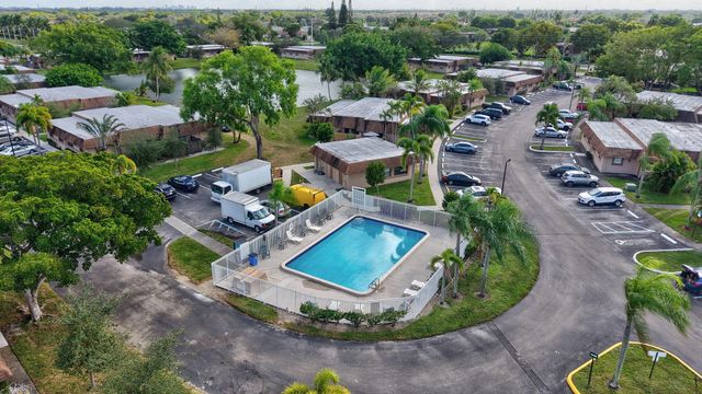 9418 NW 49th Place, Sunrise, FL 33351