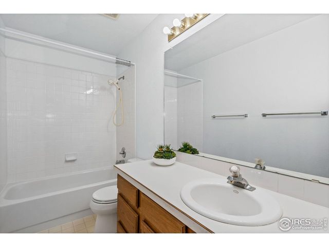 6400 Finch Ct, Fort Collins, CO 80525