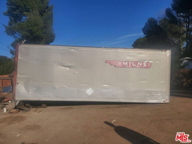 7797 Quartz Road, Mojave, CA 93519