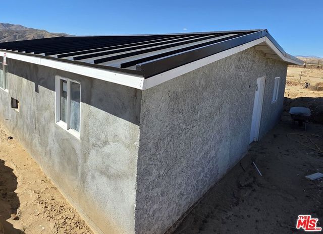 7797 Quartz Road, Mojave, CA 93519