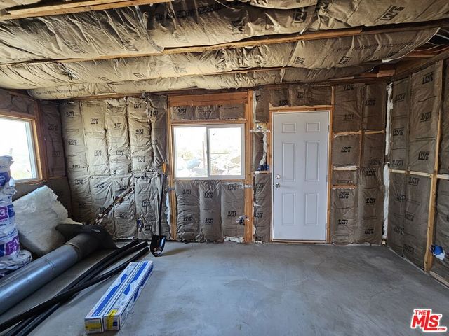 7797 Quartz Road, Mojave, CA 93519