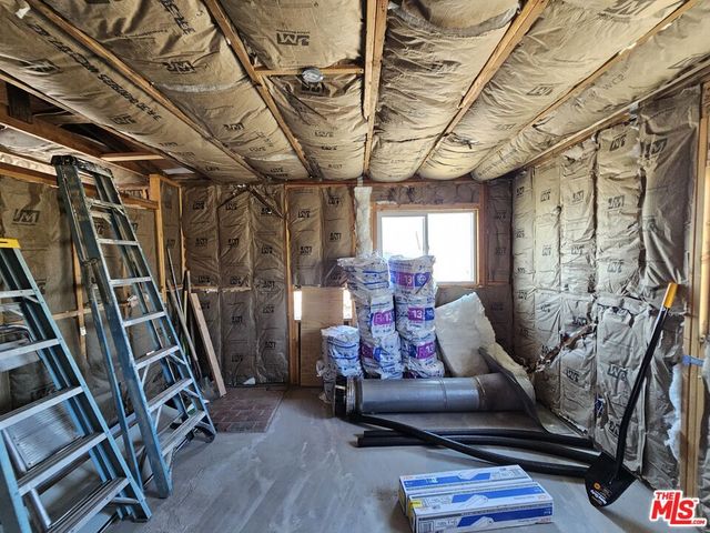 7797 Quartz Road, Mojave, CA 93519