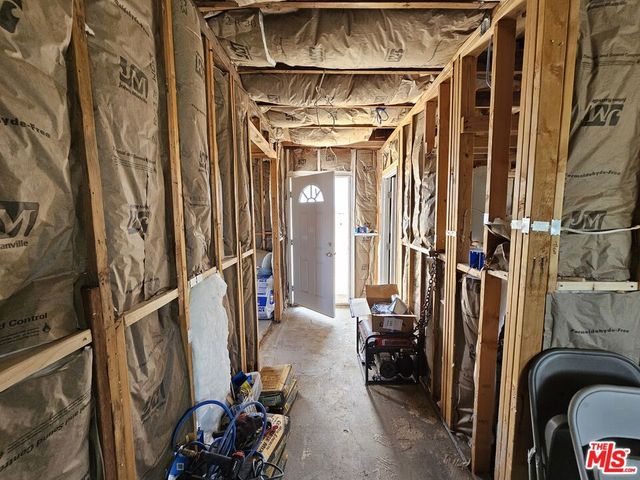 7797 Quartz Road, Mojave, CA 93519