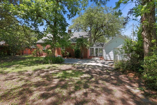 2043 Wappoo Drive, Charleston, SC 29412