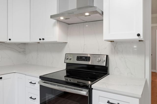 2043 Wappoo Drive, Charleston, SC 29412
