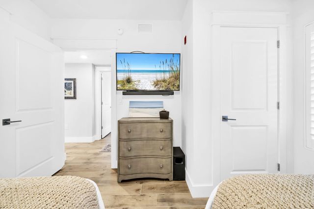 858 Scallop Court 602, Fort Walton Beach, FL 32548