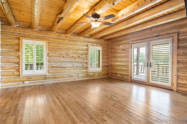 72860 S 220 Road, Wagoner, OK 74467