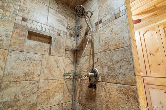 72860 S 220 Road, Wagoner, OK 74467