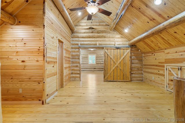 72860 S 220 Road, Wagoner, OK 74467