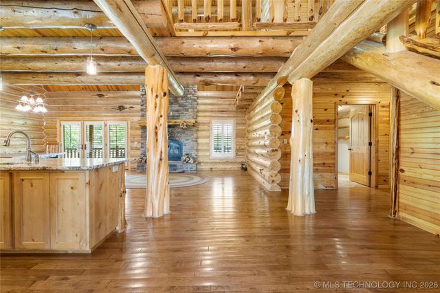 72860 S 220 Road, Wagoner, OK 74467