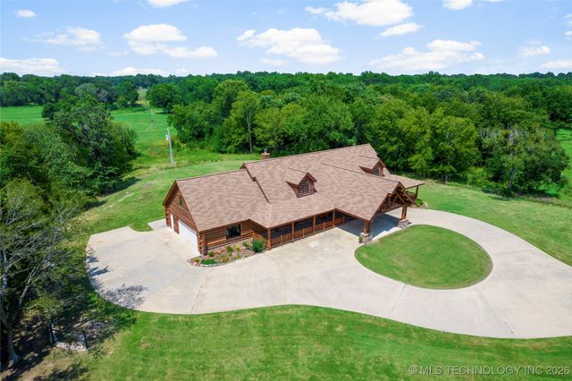 72860 S 220 Road, Wagoner, OK 74467