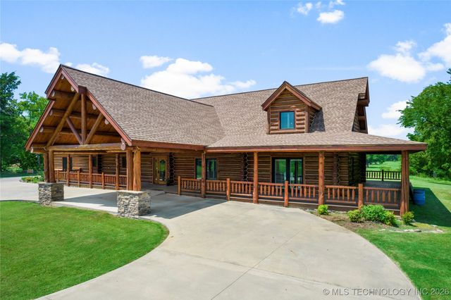 72860 S 220 Road, Wagoner, OK 74467