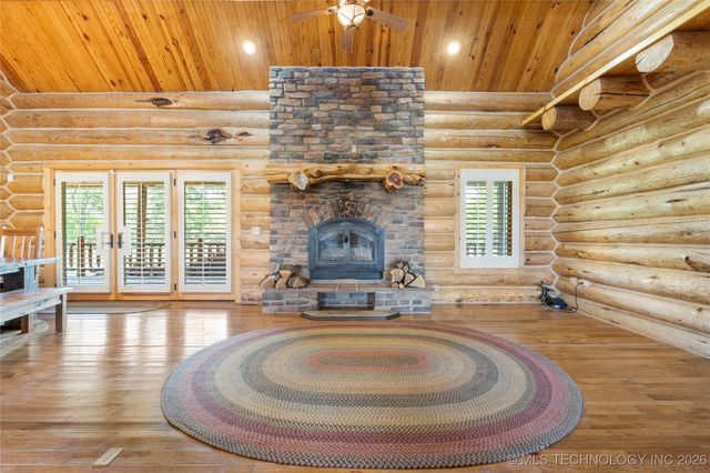 72860 S 220 Road, Wagoner, OK 74467