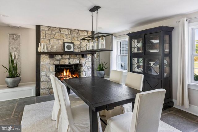 4981 NEW RD, New Hope, PA 18938