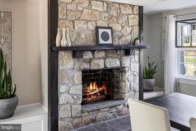 4981 NEW RD, New Hope, PA 18938