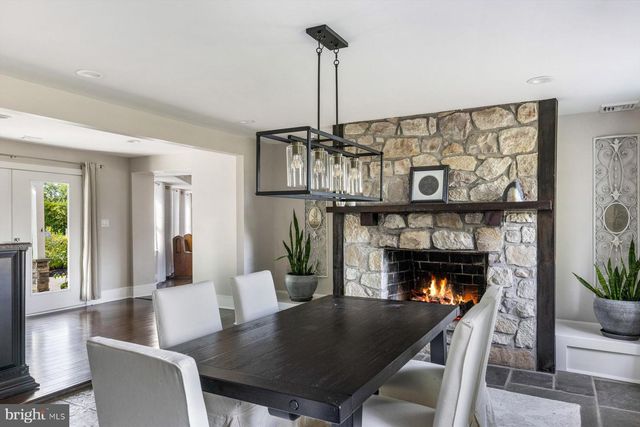 4981 NEW RD, New Hope, PA 18938