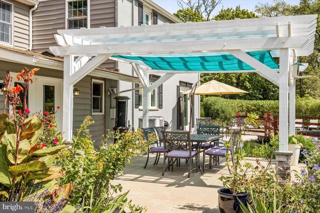 4981 NEW RD, New Hope, PA 18938