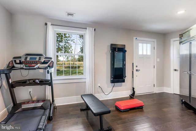 4981 NEW RD, New Hope, PA 18938