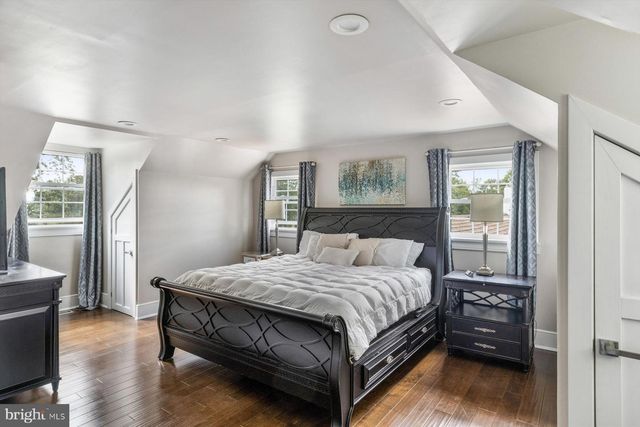 4981 NEW RD, New Hope, PA 18938