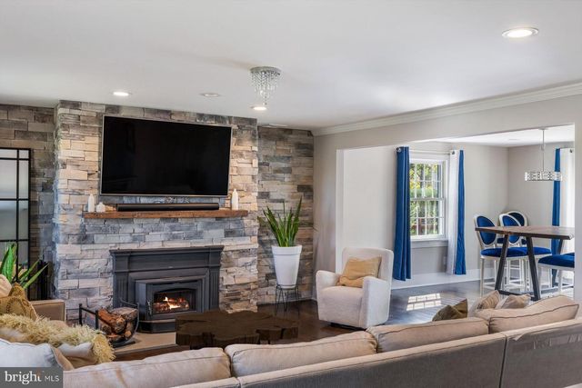 4981 NEW RD, New Hope, PA 18938