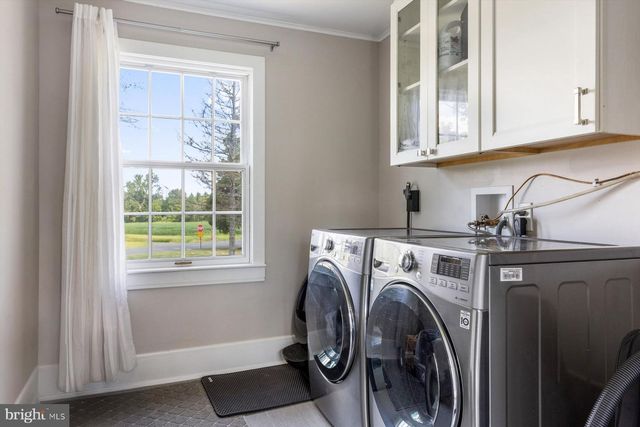 4981 NEW RD, New Hope, PA 18938