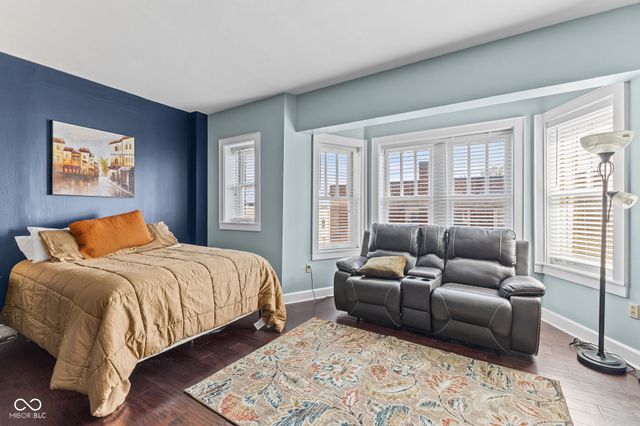 230 E 9th Street 411, Indianapolis, IN 46204