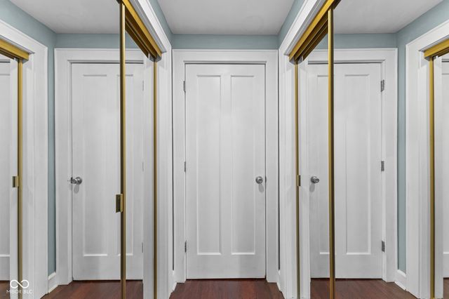 230 E 9th Street 411, Indianapolis, IN 46204