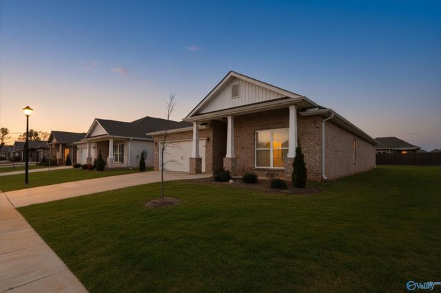 170 Williams Pointe Boulevard, Huntsville, AL 35824