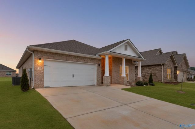 170 Williams Pointe Boulevard, Huntsville, AL 35824