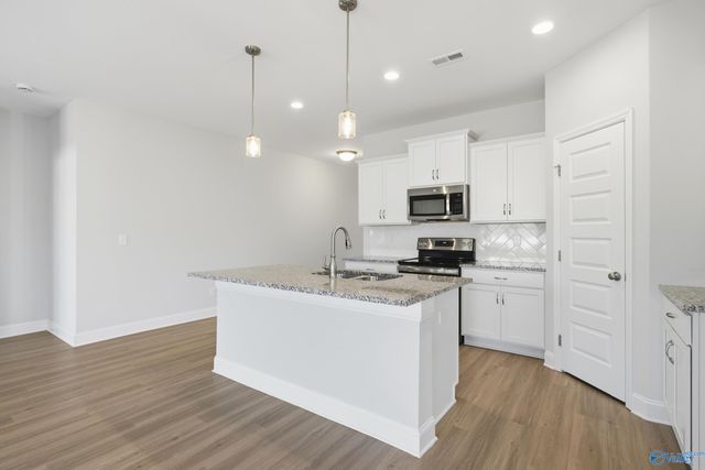 170 Williams Pointe Boulevard, Huntsville, AL 35824