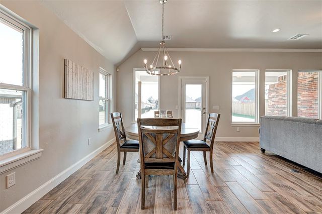4825 Sand Lily Lane, Edmond, OK 73034